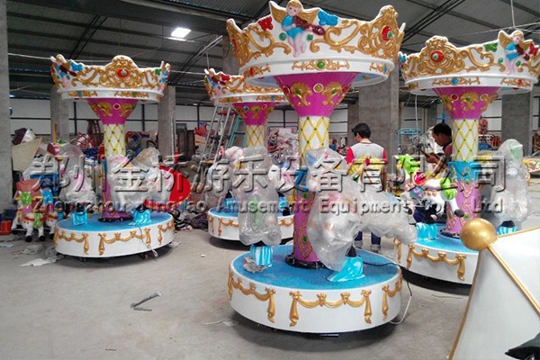 3座室内小型转马