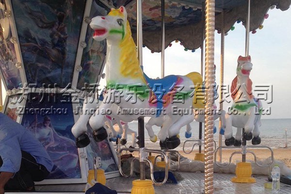 旋转木马